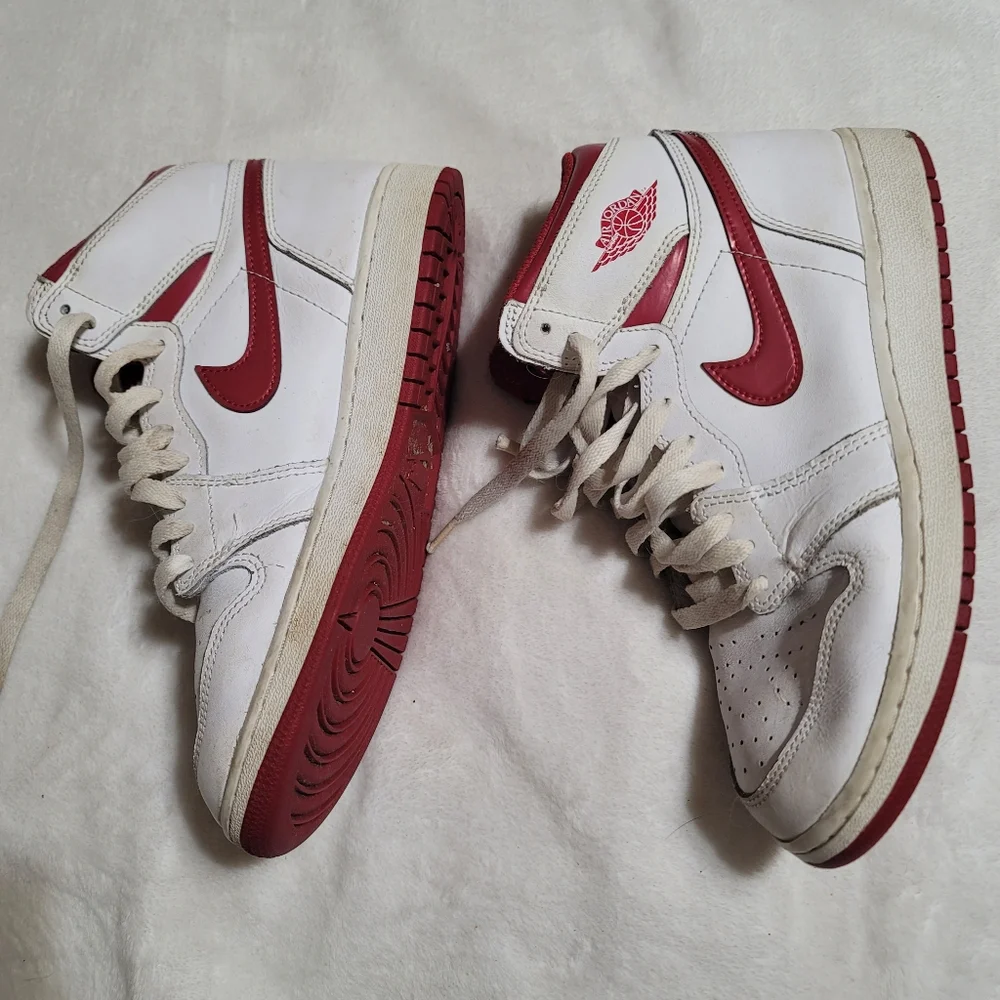 Air Jordan Retro 1 High OG Size‎ 7 Youth Red White Boys Girls Nike Shoes